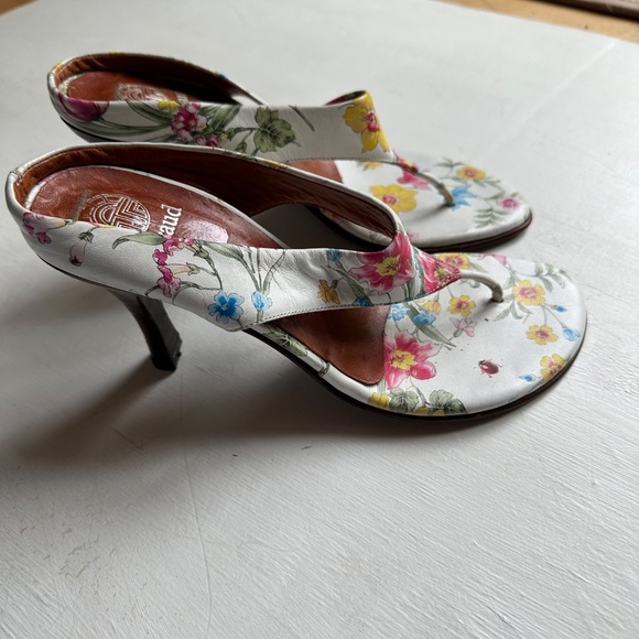 Louis Feraud T Strap Floral Heels - Picture 4 of 9